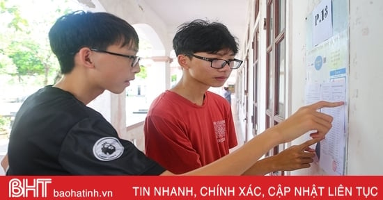 Gần 17.000 thí sinh thi vào lớp 10 ở Hà Tĩnh kiểm tra số báo danh, nghe phổ biến quy chế 