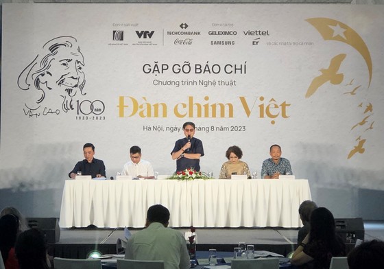 Depicting the portrait of musician Van Cao through music photo 1