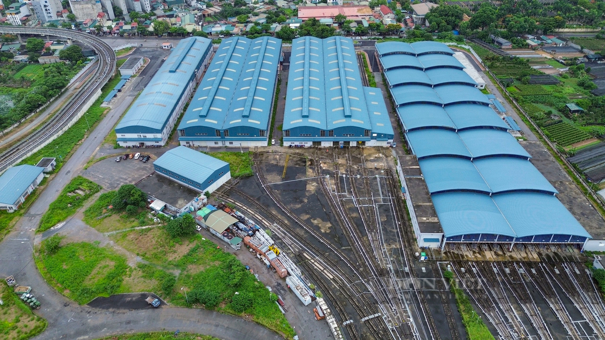 Toàn cảnh tuyến metro Nhổn - ga Hà Nội trước ngày đi vào hoạt động- Ảnh 3.