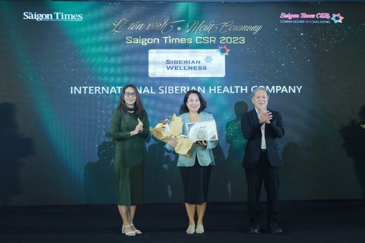 حصلت شركة Siberian Wellness على شهادة المسؤولية الاجتماعية للشركات من Saigon Times لسنوات عديدة بفضل أنشطتها العملية والهادفة.