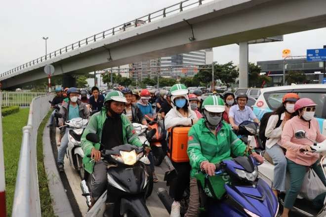 7 tuyến đường quanh sân bay Tân Sơn Nhất bị hạn chế lưu thông sáng 28/8