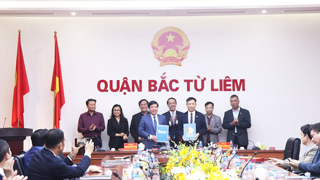 Economic & Urban Newspaper signs cooperation program with Bac Tu Liem district