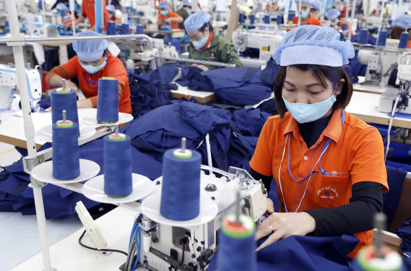 In October, Vietnam had a trade surplus of nearly 1.5 billion USD with Japan.