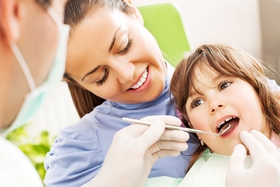 ¿Cuándo necesitas brackets cosméticos?