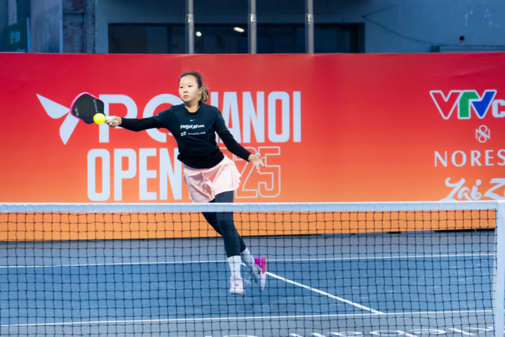 L'athlète de 17 ans Sophia Phuong Anh a remporté son premier championnat en 2025, lors du tournoi VPO Hanoi.