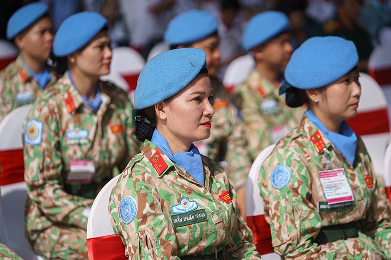 Ngắm những chiến sĩ 'mũ nồi xanh' lên đường làm nhiệm vụ ở Nam Sudan