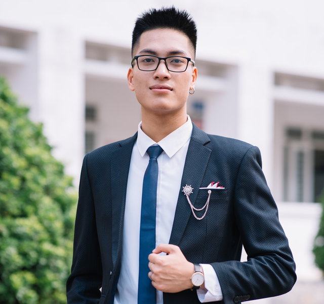 Nam sinh chuyên toán đạt 8.5 điểm IELTS trong lần thi đầu tiên - Ảnh 1.