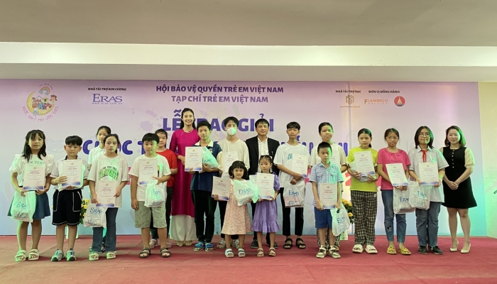 Le magazine pour enfants vietnamien récompensé pour le concours de dessin « Maison de rêve »