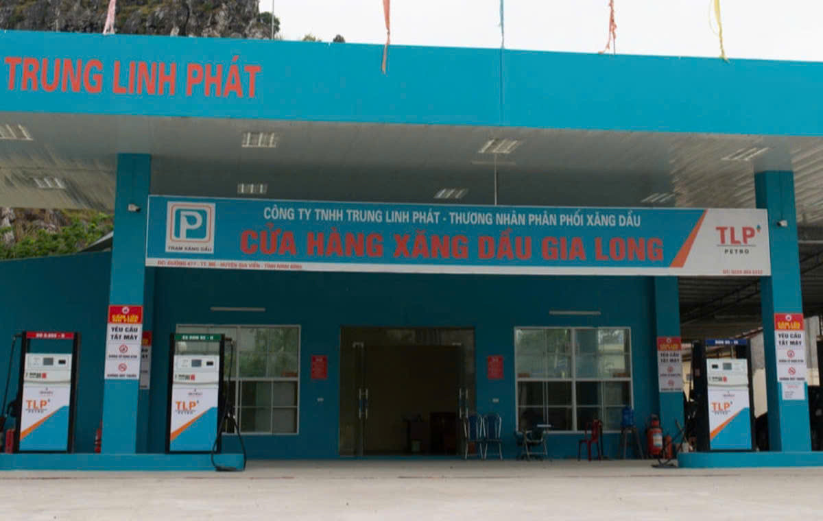 Hàng loạt ngân hàng rao bán tài sản của xăng dầu Trung Linh Phát - Ảnh 1.