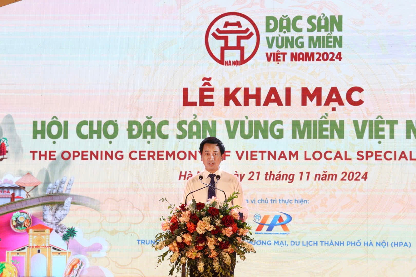 Khai mạc Hội chợ Đặc sản Vùng miền Việt Nam 2024 với 200 gian hàng sản phẩm đặc sản hấp dẫn - Ảnh 4.