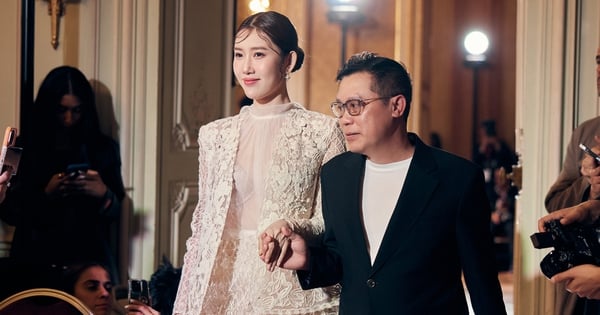 Thuy Ngan มีเสน่ห์อันน่าหลงใหลเมื่อแสดงเป็นเวเดตต์ในงาน Paris Fashion Week