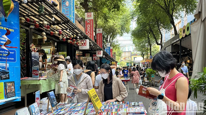 Votez pour des destinations touristiques attractives à Ho Chi Minh-Ville et dans le delta du Mékong photo 1