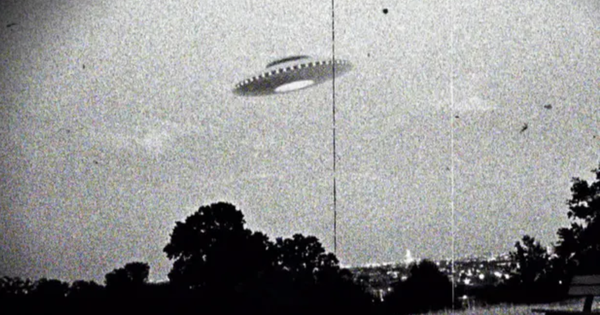 Lầu Năm Góc triển khai công cụ trình báo trực tuyến về UFO