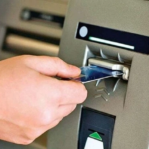 Nếu không muốn mất sạch tiền từ thẻ ATM, bạn nên biết "mẹo hay" này