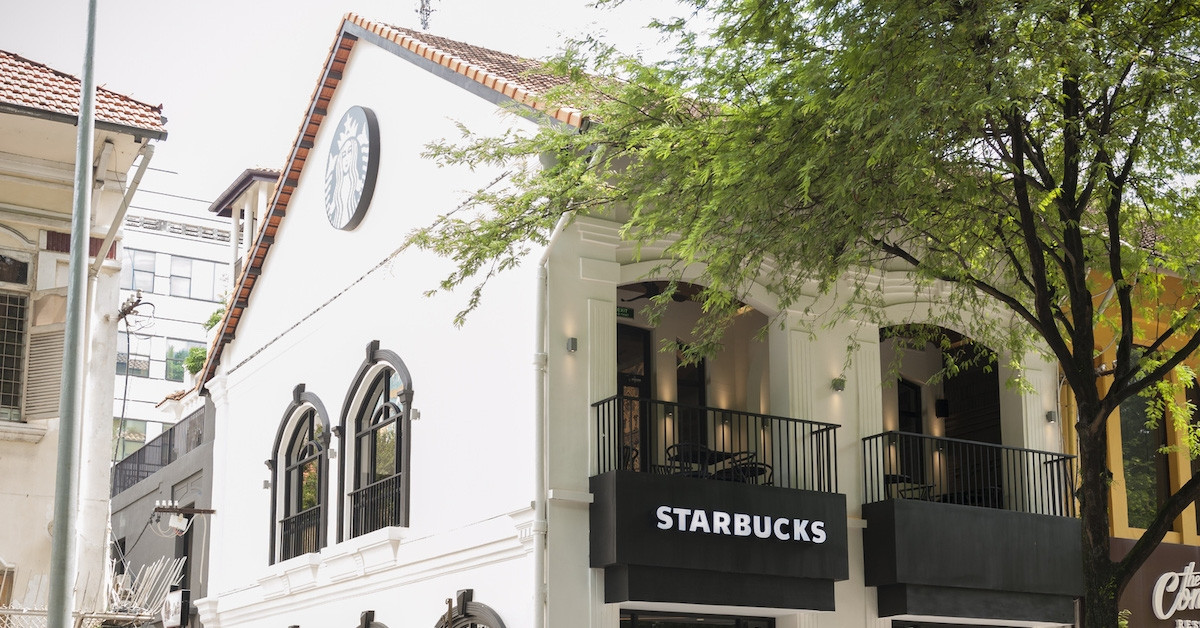 Lý do Starbucks đóng cửa quán cà phê đắc địa nhất TPHCM