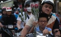 Abarrotado en el mercado de flores más grande de la ciudad de Ho Chi Minh el 8 de marzo