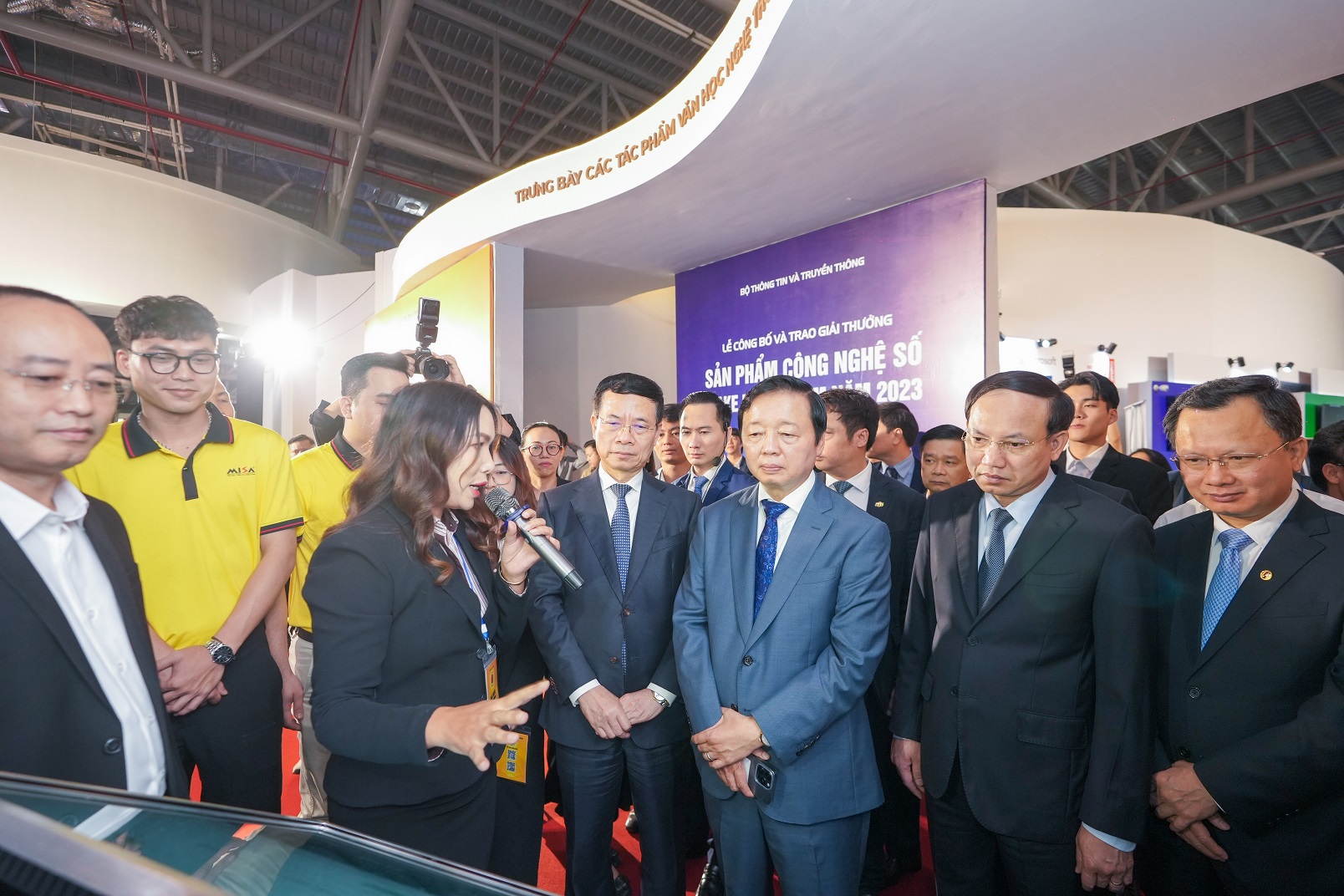 تم تكريم منتجين للتكنولوجيا الرقمية من MISA في معرض Make in Vietnam 2023