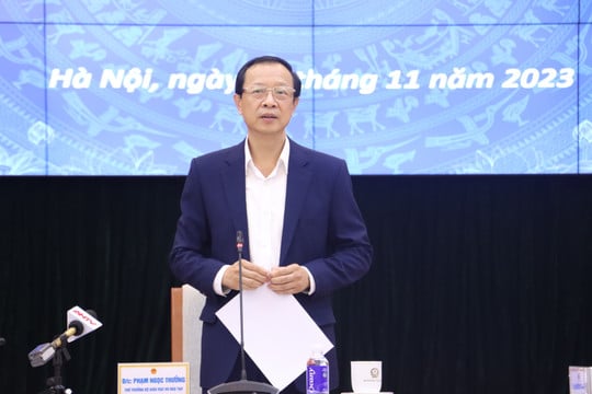Từng bước thí điểm thi tốt nghiệp THPT trên máy tính