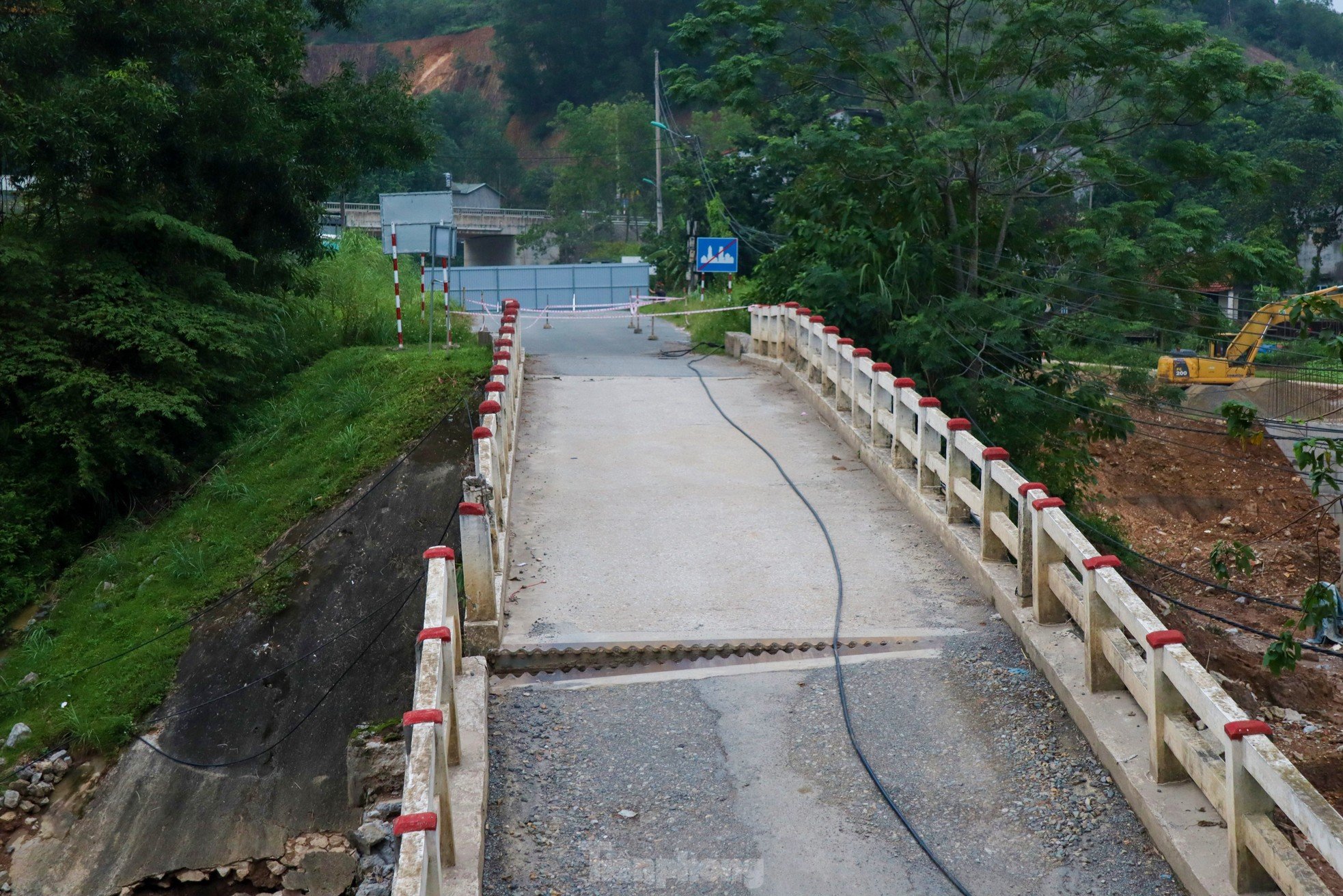 Propuesta para demoler el puente derrumbado en Hoa Binh y construir rápidamente un nuevo puente foto 5