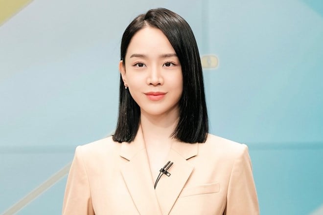 Shin Hye Sun plays a reporter with multiple personalities