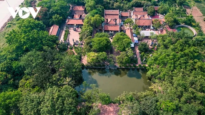 The three temples in the Tran Temple complex in Nam Dinh include Thien Truong Temple (Upper Temple), Co Trach Temple (Lower Temple) and Trung Hoa Temple.