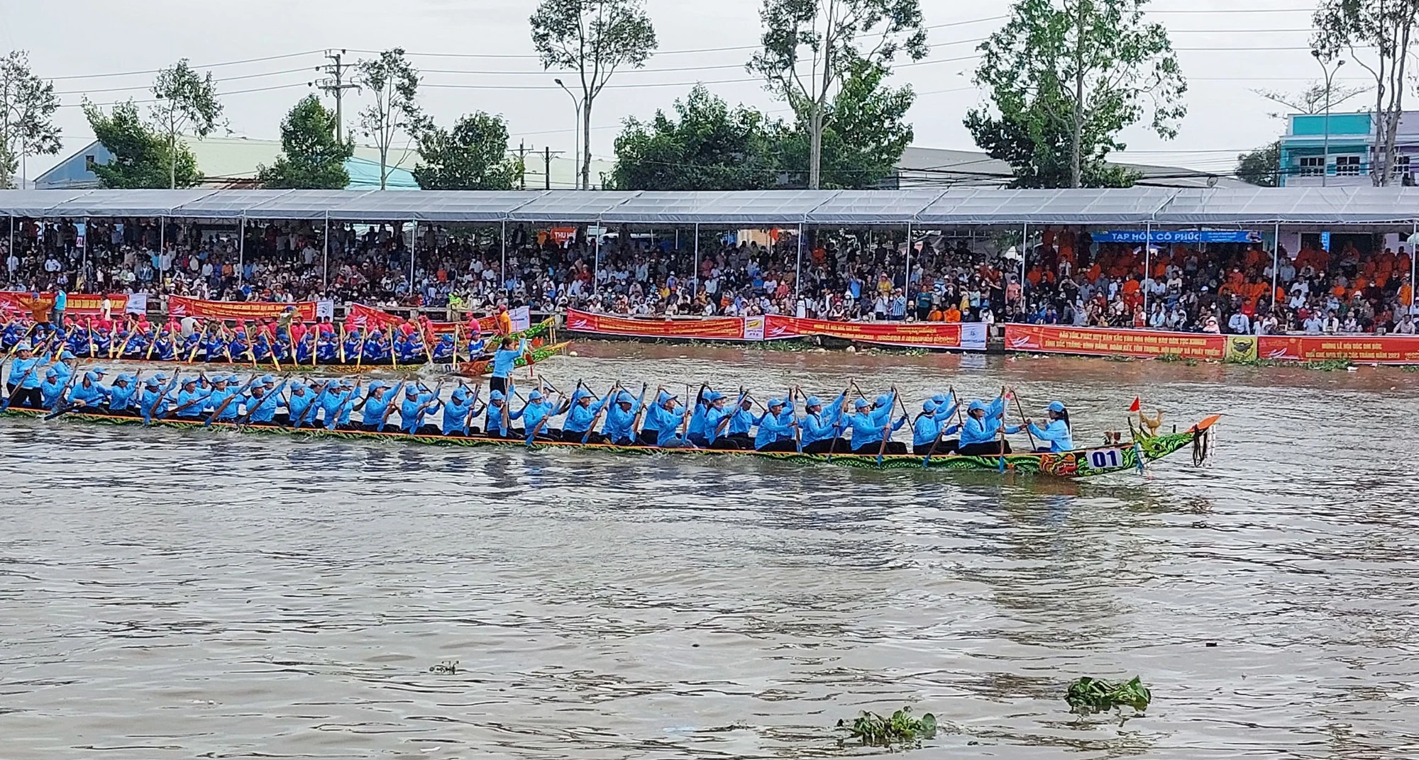 Sôi nổi giải đua ghe ngo tỉnh Sóc Trăng  - Ảnh 2.