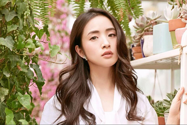 Rộ tin Lâm Y Thần ly dị vì chồng ngoại tình, bạo hành - Ảnh 1.