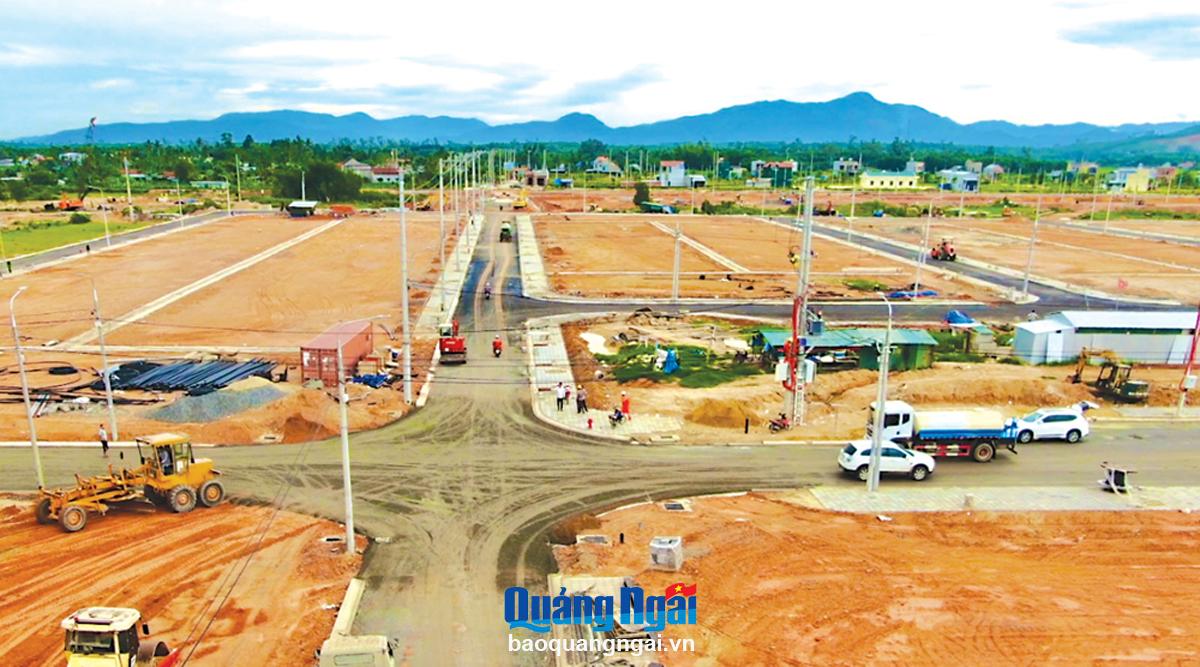 Dong Ba Thoi resettlement area, Nghia Ky commune (Tu Nghia). Photo: Th.Nhi