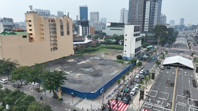 Pourquoi le District 1 a-t-il proposé de construire 6 terrains de premier choix à Ho Chi Minh-Ville comme parkings ? photo 10