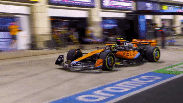 Record F1 racing tire change in 1.8 seconds