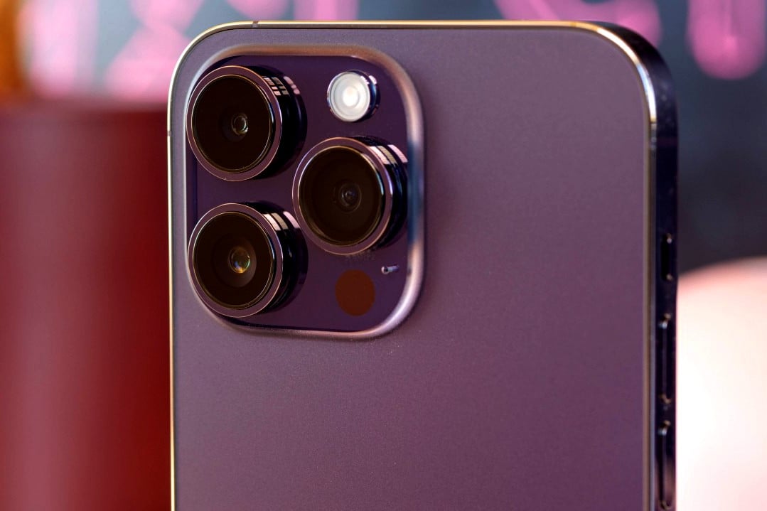 iPhone 16 Pro Max will have a 'super awesome' camera