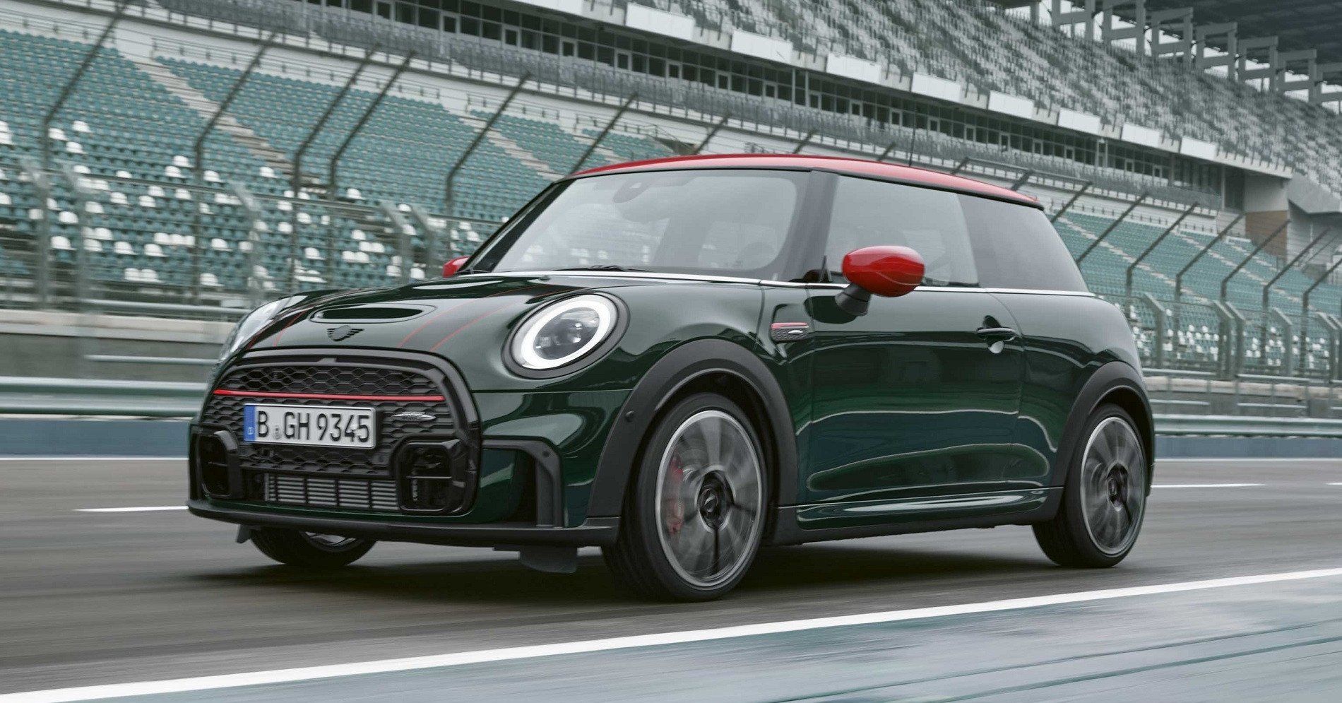 Ngân hàng giám sát khách bán xe Mini John Cooper Works để trả nợ