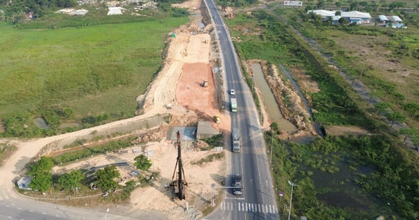 ホア・リエン高速道路建設のため電気インフラを移設