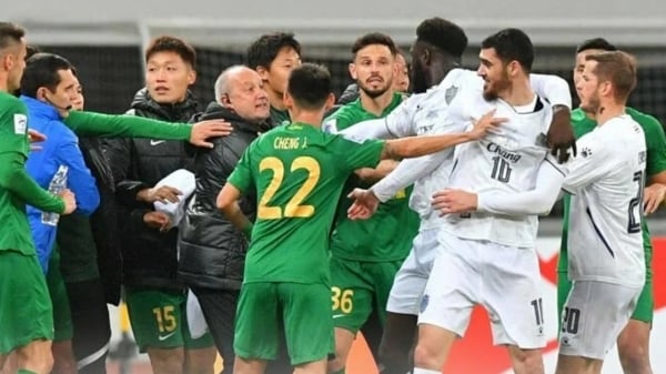 Một loạt cầu thủ Thái Lan ẩu đả tại AFC Champions League, AFC ra quyết định phạt nặng