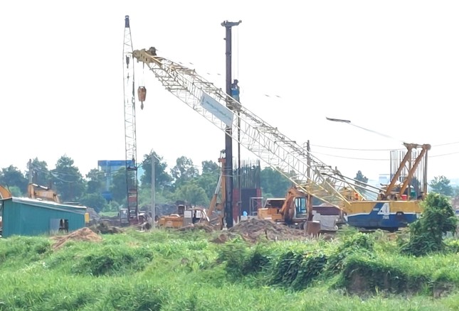 Image of the first two overpasses on Highway 13 in Binh Duong photo 14