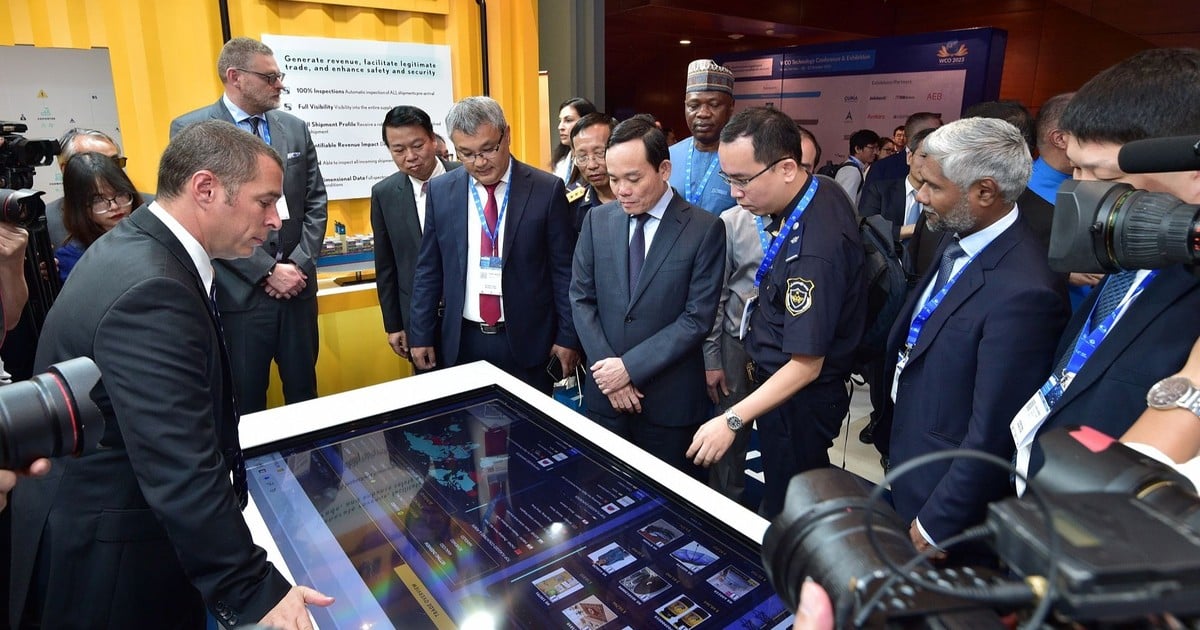 First international customs technology exhibition in Vietnam