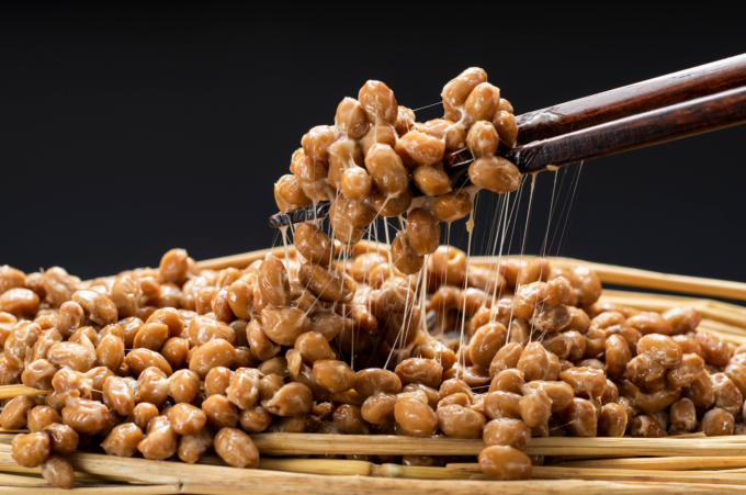 Natto (đậu tương lên men), một trong những món ăn chay phổ biến ở Nhật Bản. Ảnh: Ussina