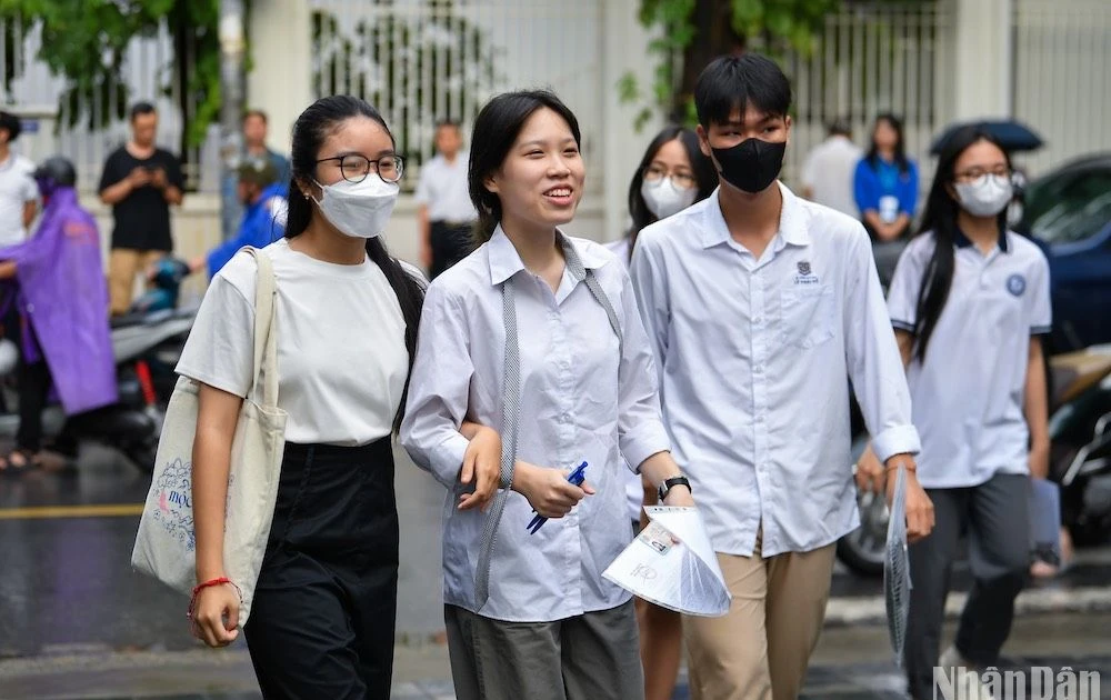 Cómo calcular los puntajes de graduación de la escuela secundaria en 2025