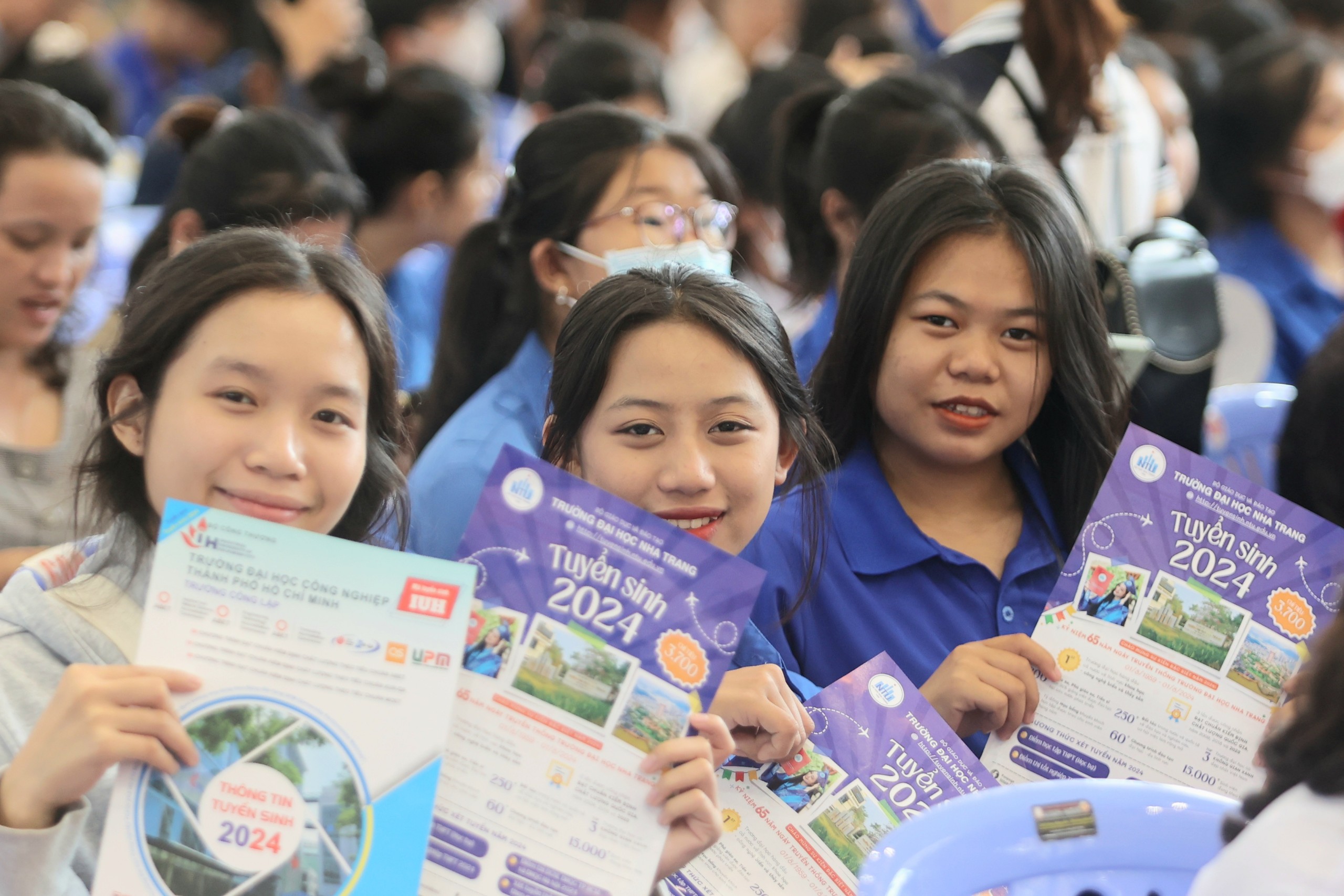 Chọn trường, ngành học cần tham khảo những yếu tố nào?- Ảnh 10.