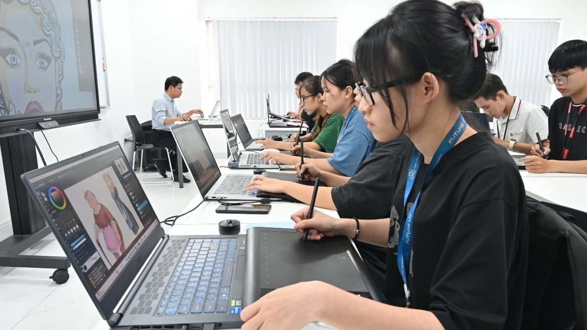 CMC대학교, 그래픽디자인 산업에 디지털 기술 적용