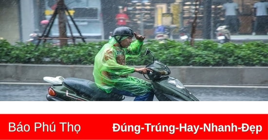 Bắc Bộ bắt đầu đợt mưa lớn, Trung Bộ nắng nóng tiếp tục kéo dài