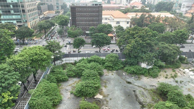 Pourquoi le District 1 a-t-il proposé de construire 6 terrains de premier choix à Ho Chi Minh-Ville comme parkings ? photo 7