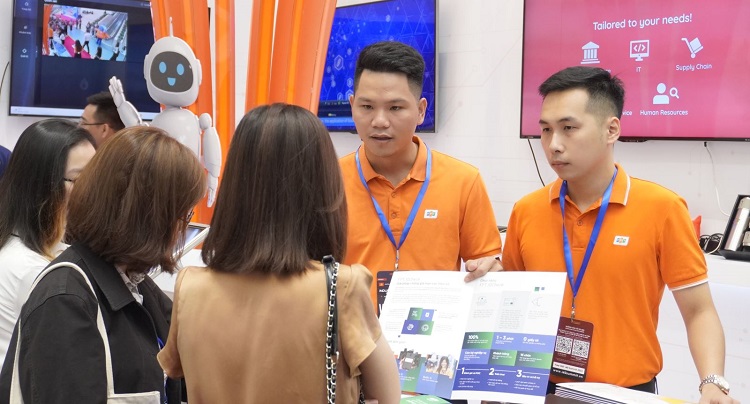 Made in Vietnam Products: Creating a launching pad to dominate the digital market Sản phẩm Make in VietNam: Tạo dựng bệ phóng chiếm lĩnh thị trường số