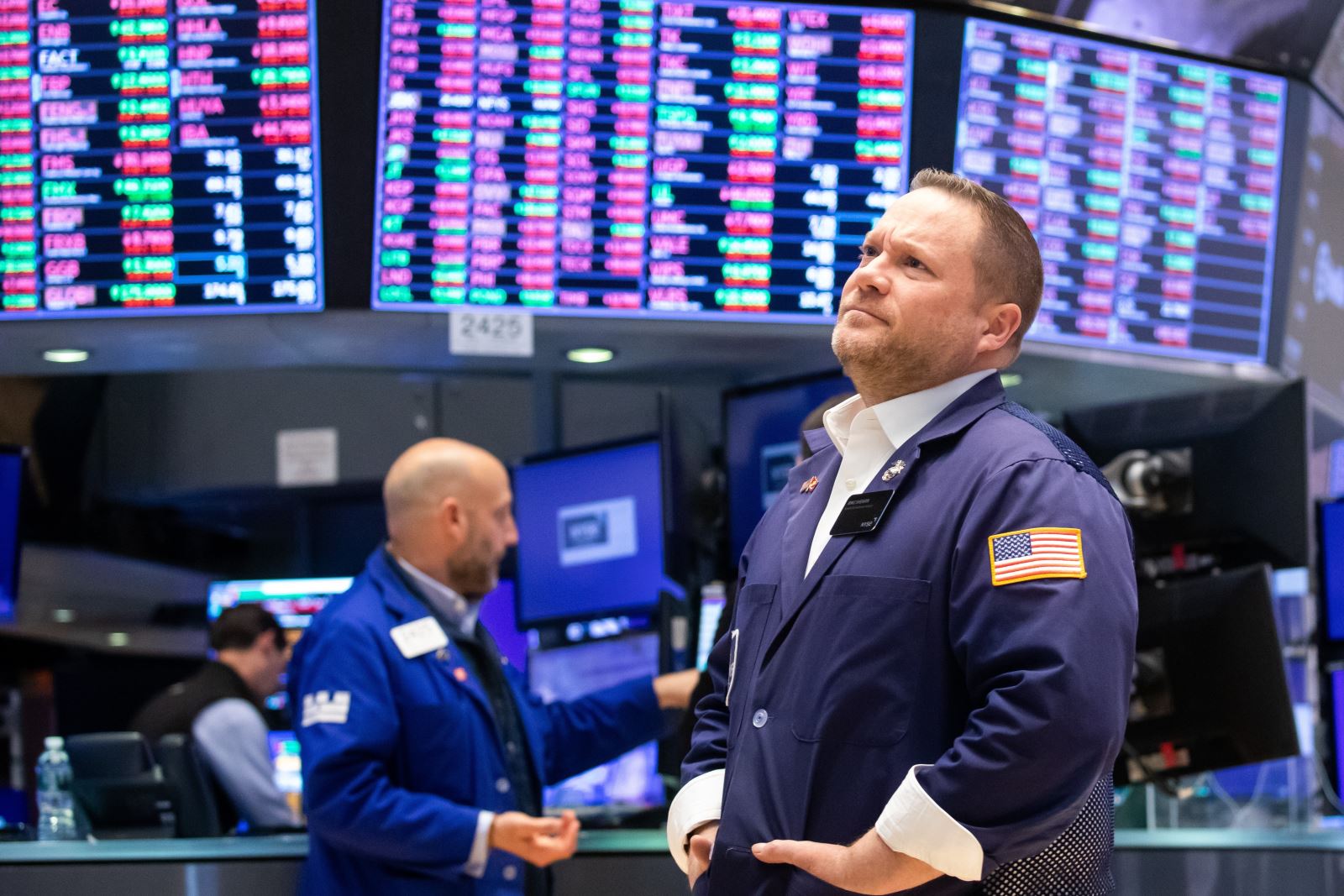 US investor anxiety index rises, stock market falls