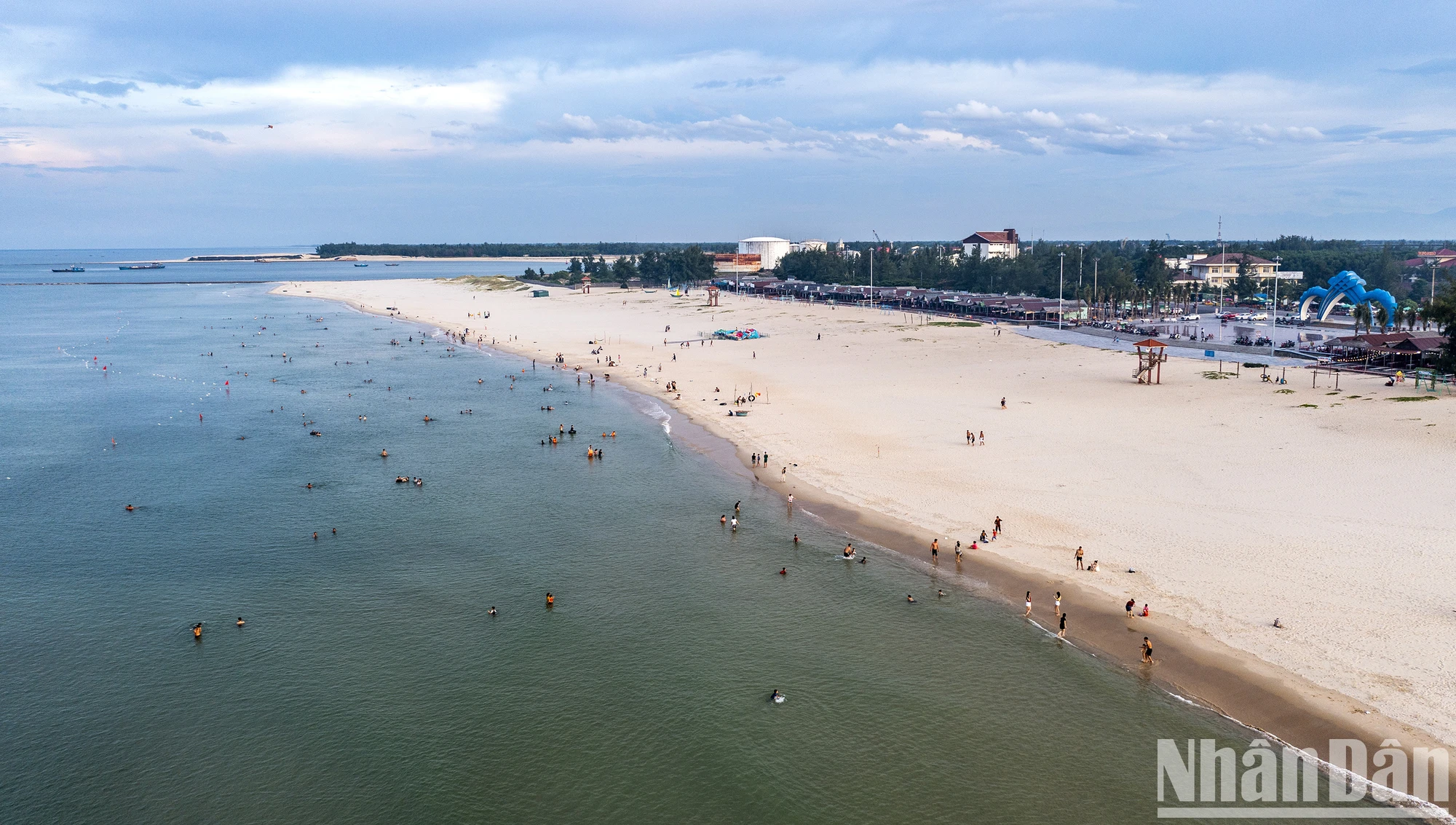 [Foto] Wunderschöne Strände von Quang Tri, die Touristen nicht verpassen sollten Foto 3