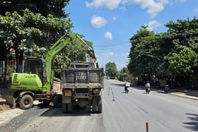 ダクロン郡を通る国道9号線の路面修復に約430億ドン