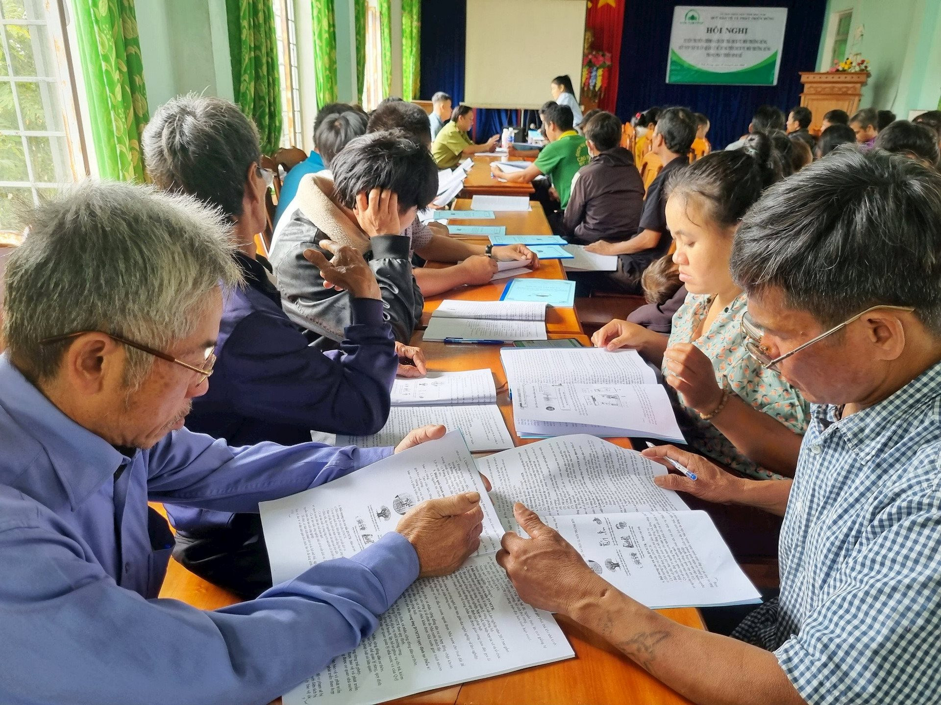 Thêm động lực bảo vệ, phát triển rừng