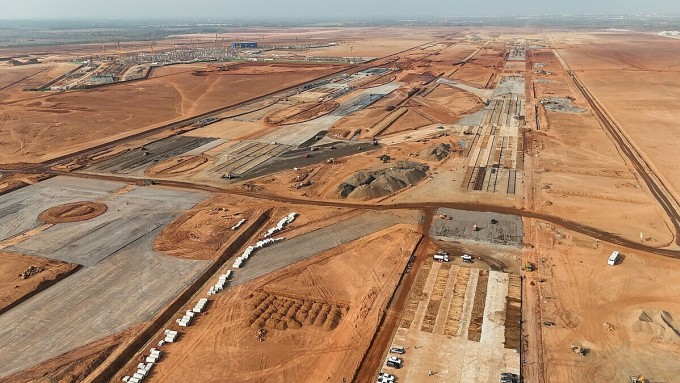 Toàn cảnh đường cất hạ cánh bên cạnh nhà ga sân bay Long Thành, ngày 14/3. Ảnh: Phước Tuấn