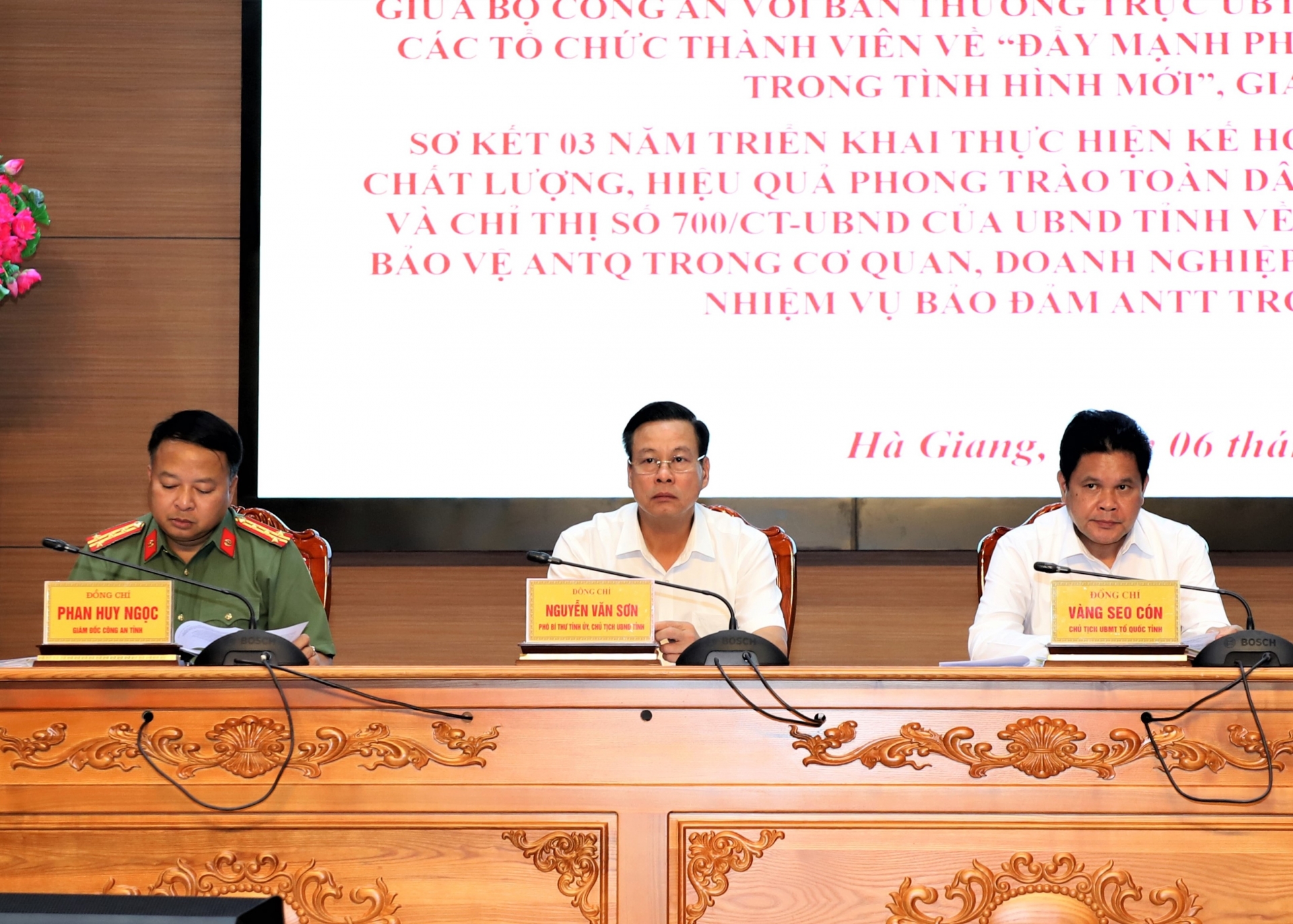 Provincial leaders chaired the conference.