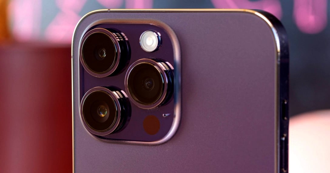 iPhone 16 Pro Max sẽ có camera &amp;amp;apos;siêu khủng&amp;amp;apos;